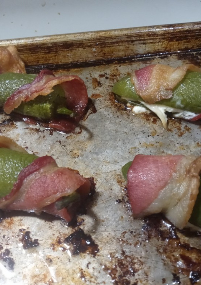 A picture of Bacon Wrapped Stuffed Jalapeños.