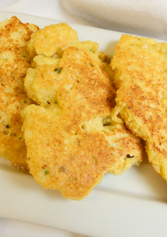 Una foto de Tortillas de bacalao y harina de garbanzos