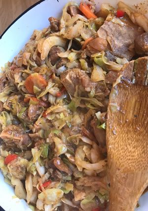 A picture of Beef and cabbage stew.