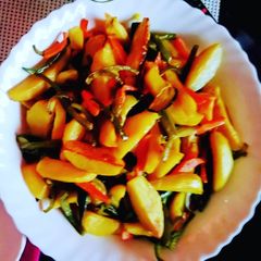 A picture of Roasted potatoes.