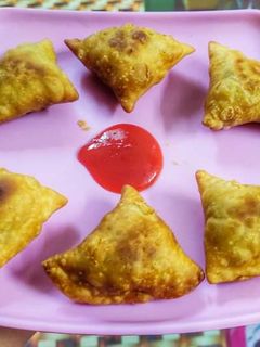 ফুলকপির সিঙ্গাড়া কলকাতা স্টাইল (fulkopir singara kolkata style recipe in Bengali) রেসিপির প্রধান ছবি