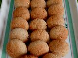حلى السميد بجوز الهند(بدون بيض ولاحليب)