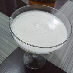 A picture of Coconut milk.