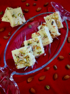 A picture of Instant Milk Powder Barfi.