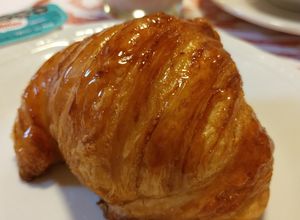 Una foto de Croissant tradicional
