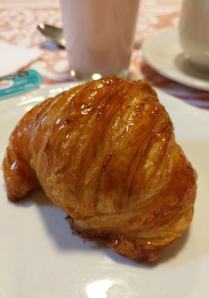 Una foto de Croissant tradicional
