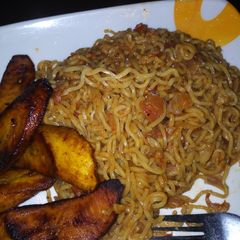 A picture of Noodles and plantain.