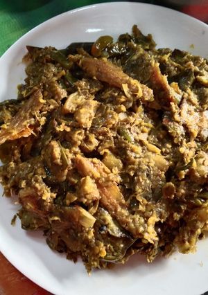 বেগুন দিয়ে আমু দি শুটকি রেসিপির প্রধান ছবি