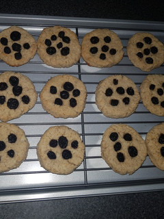 Una foto de Galletitas sin harina con restos de leche de coco