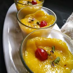 A picture of Eggless Mango mousse.