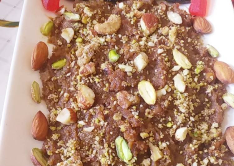 Recipe of Award-winning Khajor injeer dry fruits halwa