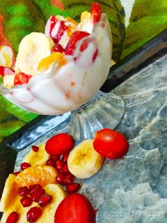 ফ্রেস ক্রিম ফ্রুট(fresh creame fruit recipe in Bengali) রেসিপির প্রধান ছবি