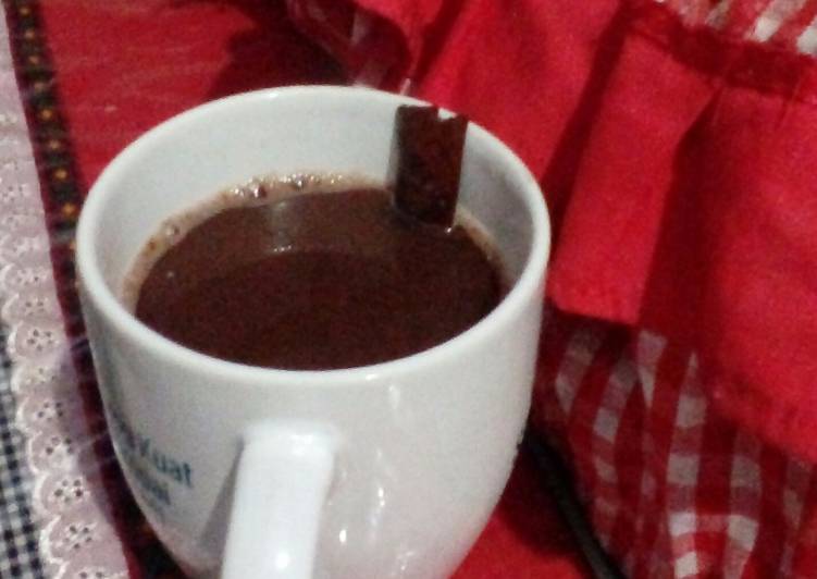 Recipe of Homemade Hot Chocolate Cinnamon Drink