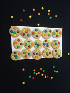 ஜெம்ஸ் குக்கீஸ் (Jems Cookies Recipe in Tamil) செய்முறை முக்கிய புகைப்படம்