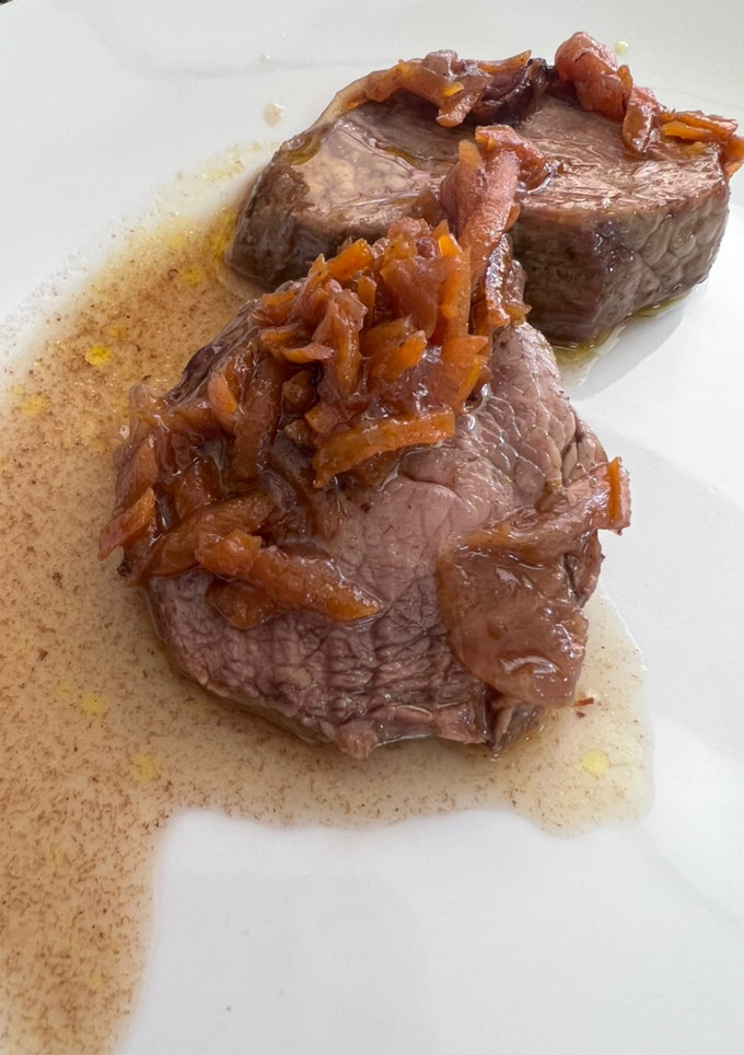 Una foto de Carne al jugo