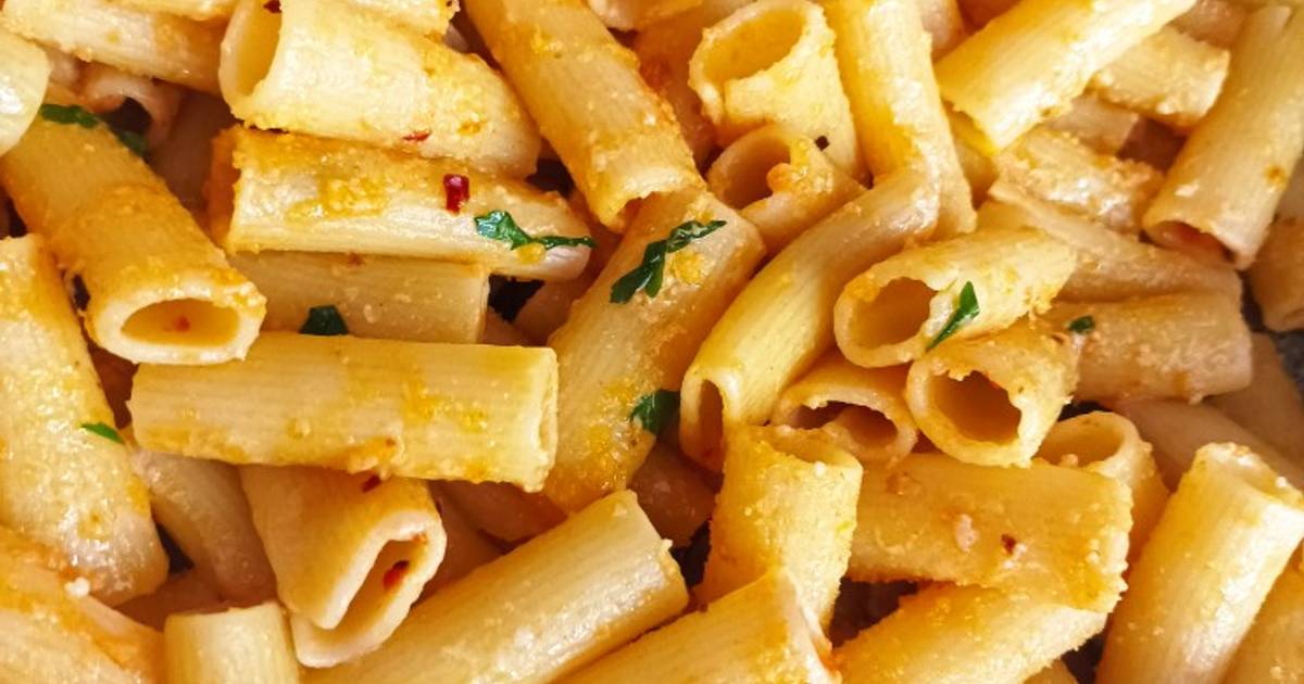 Ricetta Rigatoni aglio, olio, peperoncino e pangrattato 🌶️ di cooker