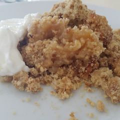 A picture of Apple Crumble.