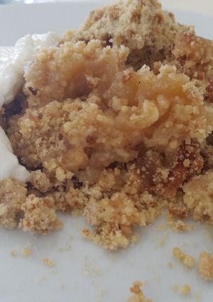 A picture of Apple Crumble.