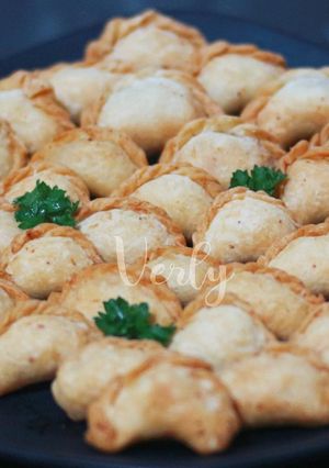 Foto resep Pastel mini abon sapi 🐄🥩 (takaran sendok dan tanpa cetakan)
