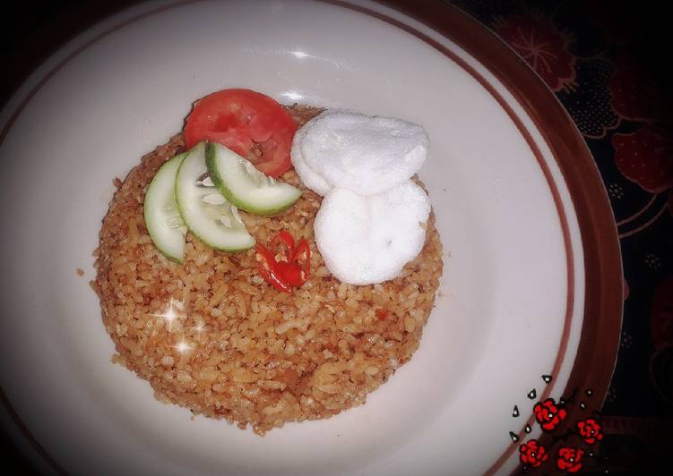 14Rahasia Membuat Nasi Goreng Adabi yang Lezat