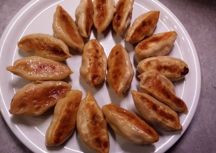 Simple Way to Make Favorite Gyoza