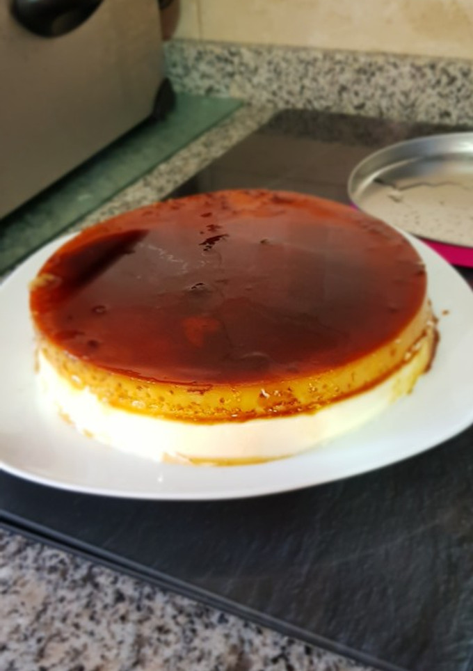 Una foto de Tocino de cielo GM D con tarta de queso
