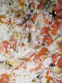 Una foto de Ensalada de arroz rápida #ComidaRapidayFacil