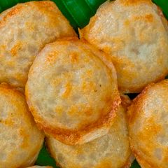 A picture of Kuzhi Paniyaaram (spicy).