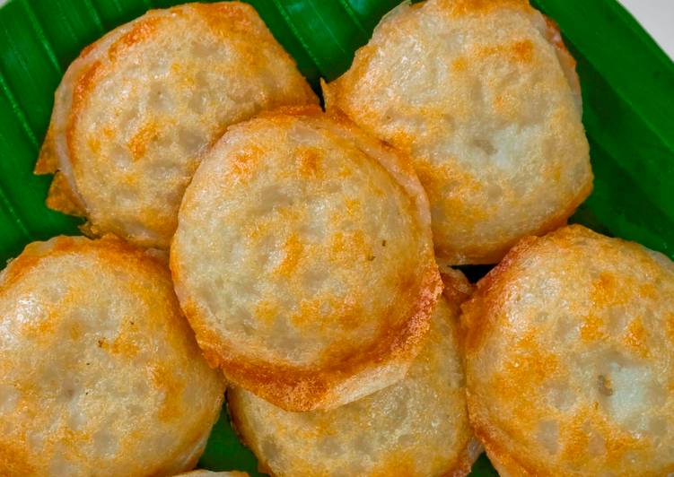 Kuzhi Paniyaaram (spicy)