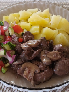 Gombás majorannás csirkemáj #gluténmentes recept fotója