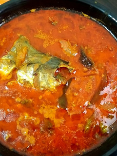 வஞ்சரம் மீன் தலை குழம்பு (Vanjaram Meen Thalai Kulambu Recipe in Tamil) செய்முறை முக்கிய புகைப்படம்