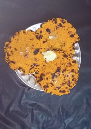 મસાલા ભાખરી (Masala Bhakhri Recipe In Gujarati) રેસીપી મુખ્ય ફોટો