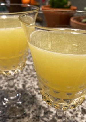 A picture of Orange and Lime Margarita.