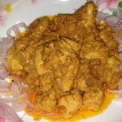 A picture of Chicken Creamy tikka gravy.