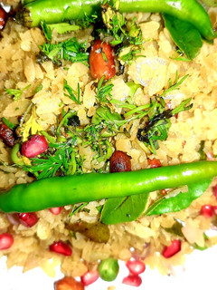हरियाली पोहा (hariyali poha recipe in Hindi) रेसिपी मुख्य फोटो