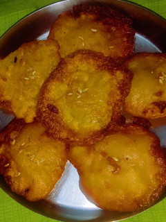 पुआ (Pua recipe in Hindi) रेसिपी मुख्य फोटो