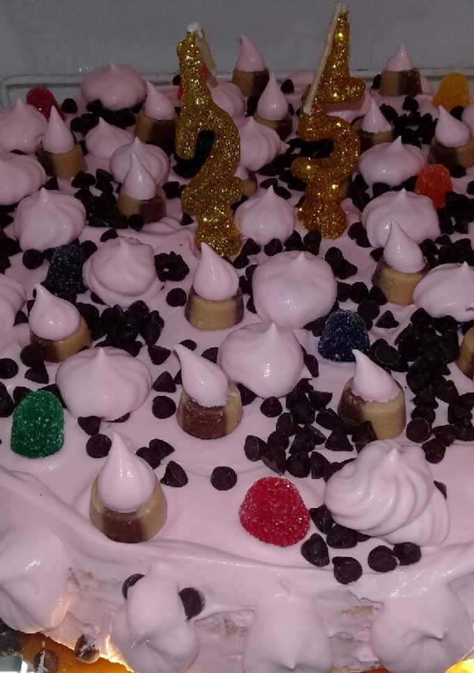 Una foto de Torta de cumpleaños 🎈🎂