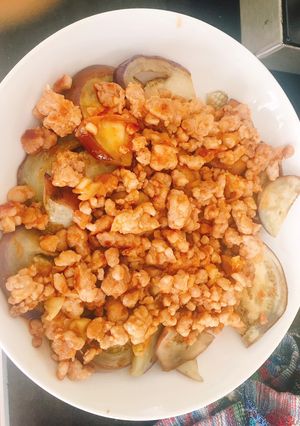 Hình của món Cà tím sốt thịt băm.