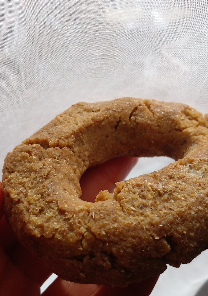 Una foto de Falso Bagel de dos ingredientes (garbanzo y kéfir)