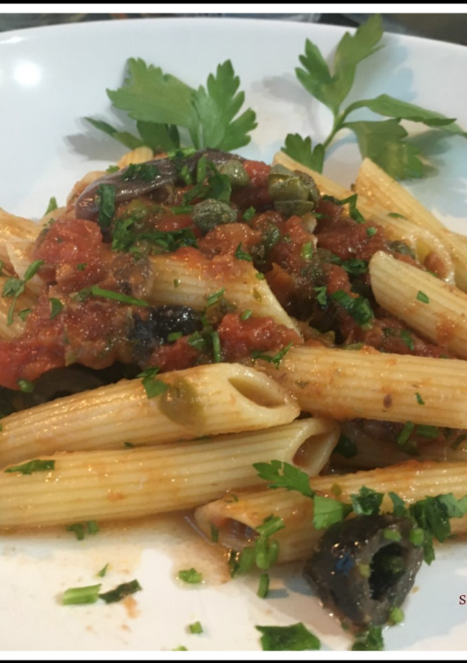 Una foto de Penne rigate alla puttanesca