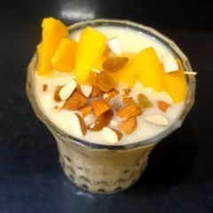 A picture of Mango Shake.