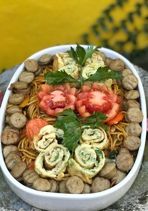 Foto resep Mie urai goreng topping sosis ayam dan telur dadar