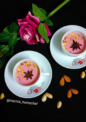 A picture of Kashmiri Pink Tea.