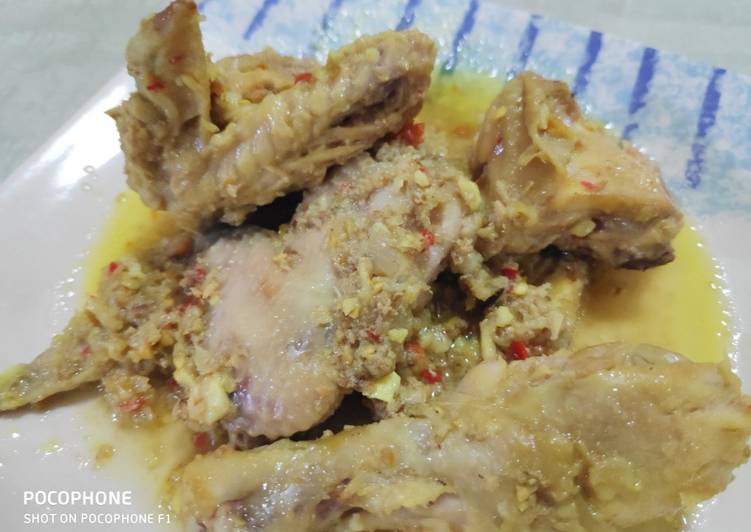 Cara Gampang Menyiapkan Ayam Betutu Khas Bali Anti Gagal