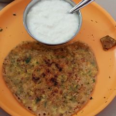 A picture of Wheat paratha stuffed paneer.