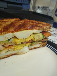எக் மயோ சாண்ட்விச் (Egg mayo sandwich recipe in tamil) செய்முறை முக்கிய புகைப்படம்