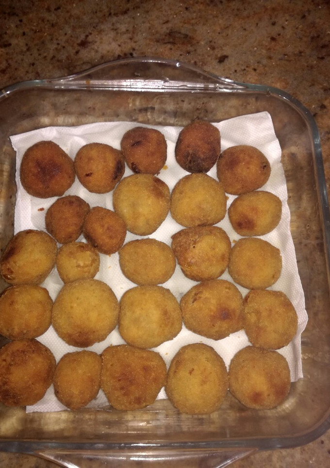 Una foto de Croquetas de atùn y queso