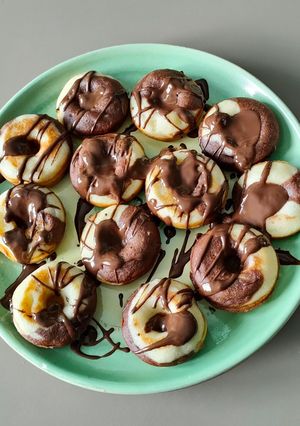 Une photo de Mini donuts marbrés 🍩 sans gluten