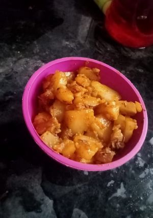 मसाला आलू (masala aloo recipe in Hindi) रेसिपी मुख्य फोटो