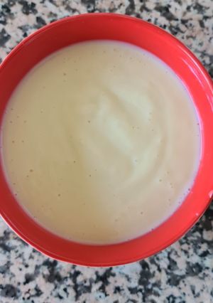 Una foto de Crema de calabacín con quesitos